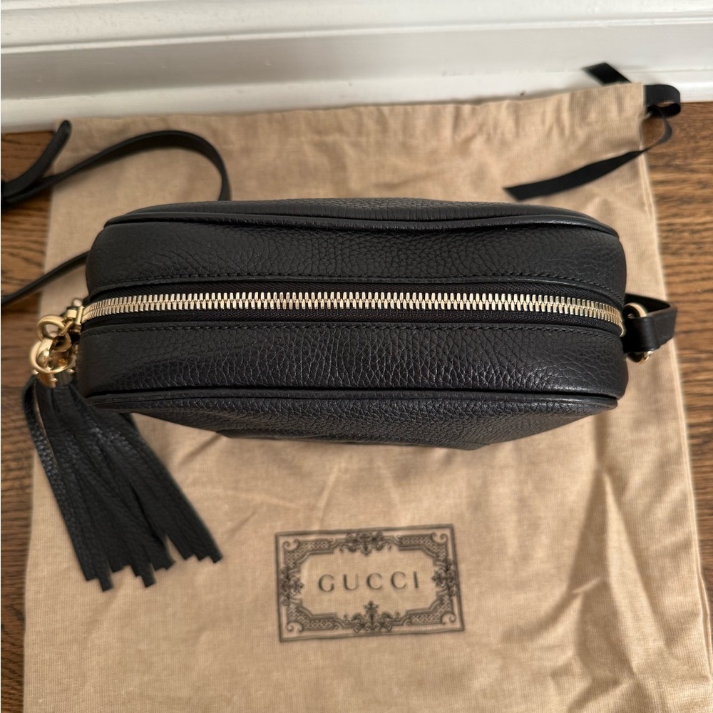 Gucci Black Pebbled Calfskin Small SoHo Disco Bag with Tassel - Picture 7 of 14